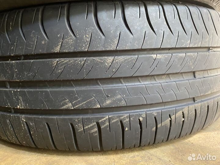 Michelin Defender 205/55 R16