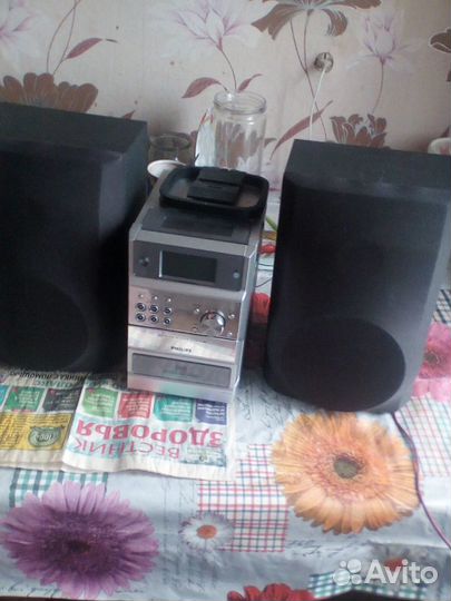 Музыкальный центр philips