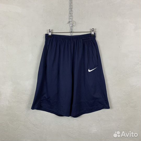 Шорты Nike L