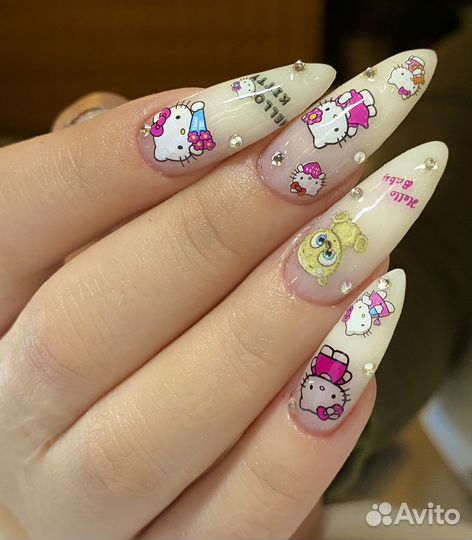Наращивание ногтей,маникюр