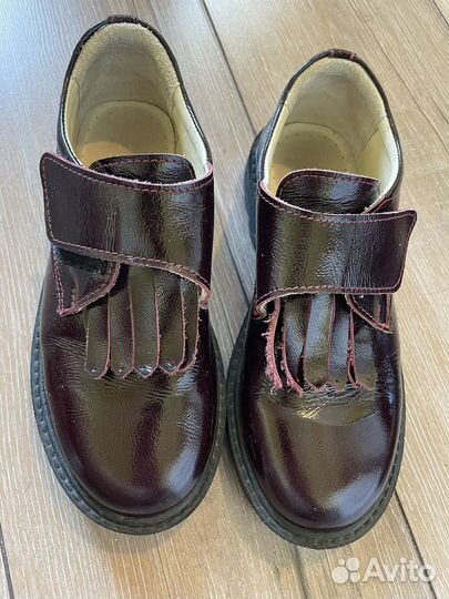 Туфли кожаные Iridis (рос аналог Pablosky) 34 р-р