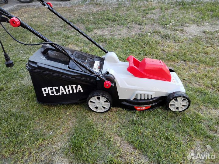 Электро газонокосилка