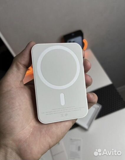 Magsafe battery pack