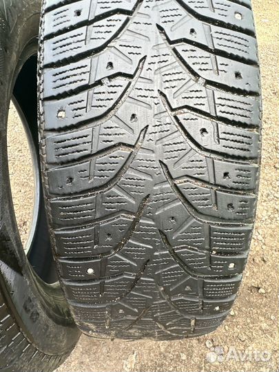 Bridgestone Blizzak Spike-02 185/65 R15 88T