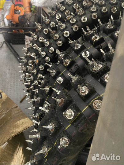 Шипованная резина на эндуро 19/16 комплект