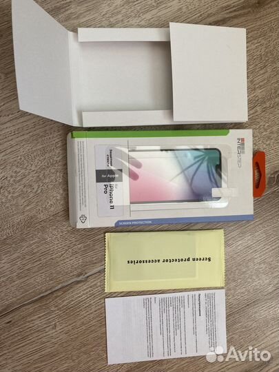 Защитное стекло iPhone 11 pro