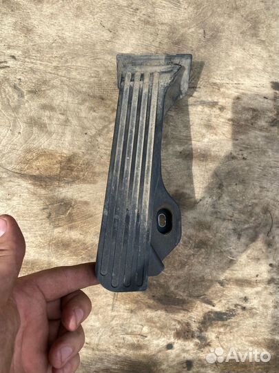 Педаль газа Volkswagen Tiguan 1