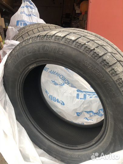 Bridgestone Blizzak VRX3 215/55 R16 91VR