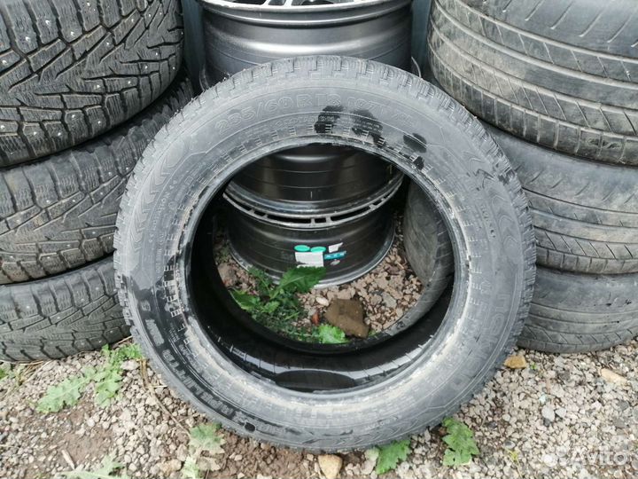 Nokian Tyres Hakkapeliitta 5 235/60 R18