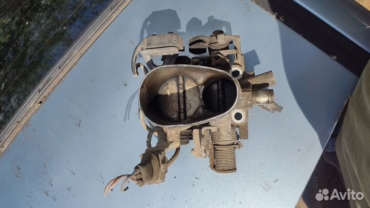 Заслонка дроссельная 1.8 PF VW Passat B3