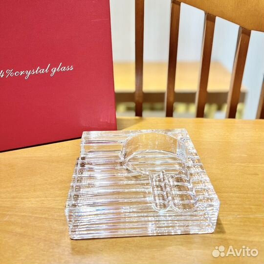 Хрустальная пепельница Baccarat