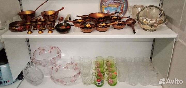 Стаканы, чашки