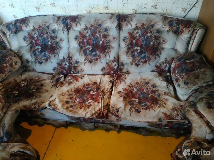 Диван и 2 кресла