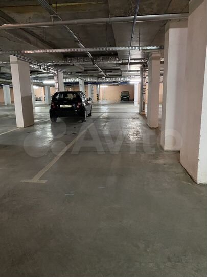 Машиноместо, 15 м²
