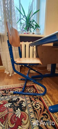 Детский письменный стол и стул Деми