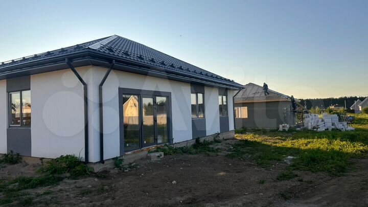 Коттедж 100 м² на участке 8 сот.