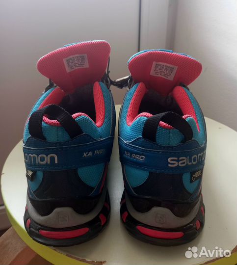 Ботинки Salomon женские 39 1/3