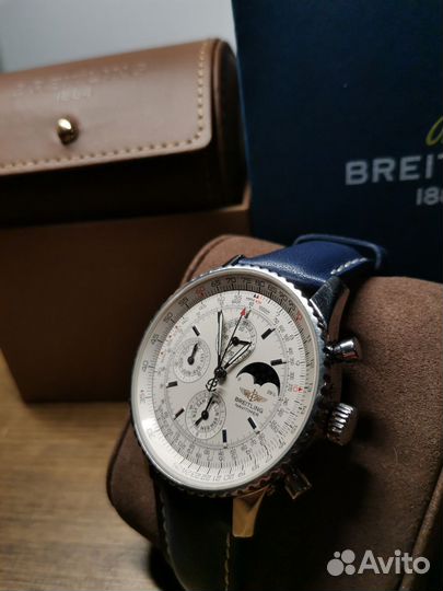 Часы Breitling Navitimer Montbrillant Olympus