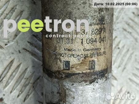 Б/У Б/У Стойка подвески передняя правая порван