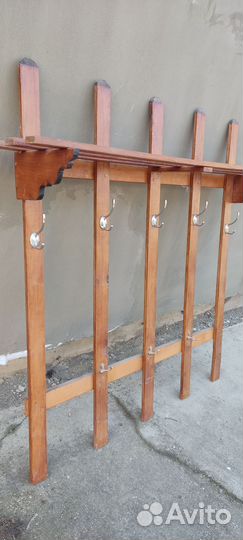 Вешалка в прихожую