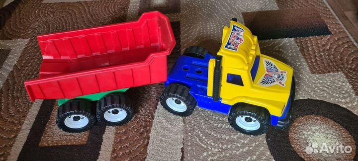 Самосвал с полуприцепом