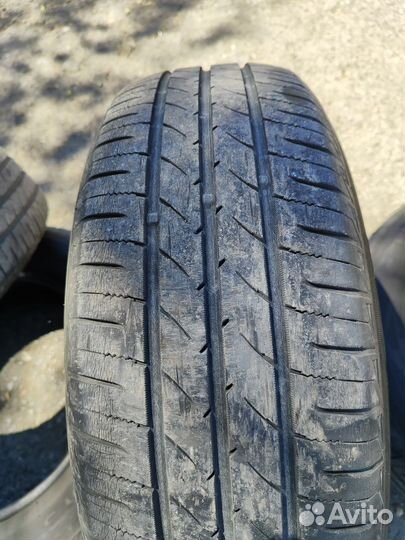 Toyo NanoEnergy 3 185/65 R15