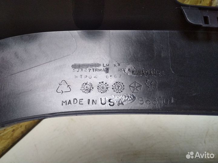 Расширитель переднего крыла Jeep Commander 2006