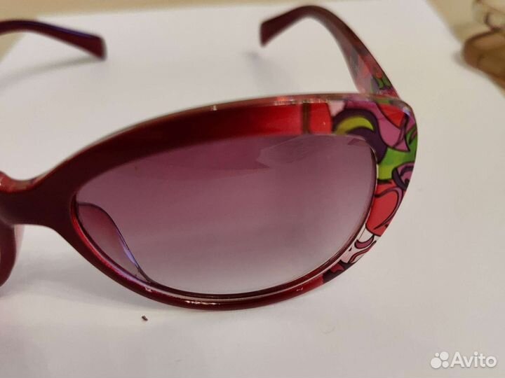 Солнцезащитные очки