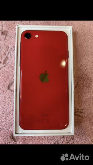 Телефон iPhone SE 2020