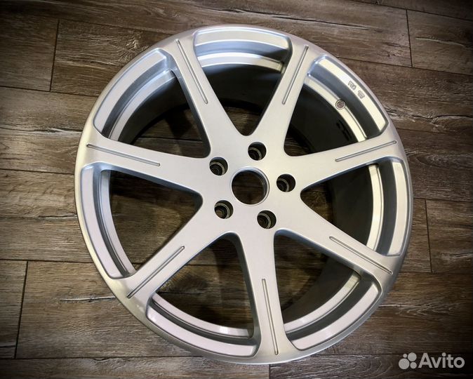 Японские диповые Bridgestone Avangrade R18