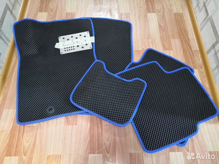 Продам Ева ковры на kia cerato