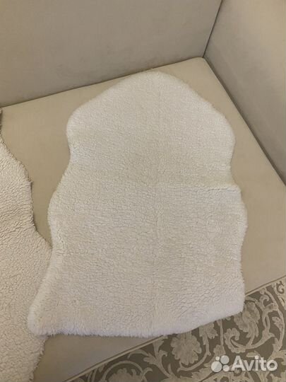 Шкуры коврики белые IKEA б/у