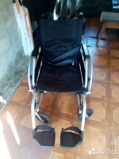 Коляска инвалидная