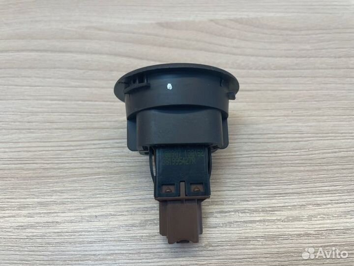 Выключатель подушки безопасности Renault Logan