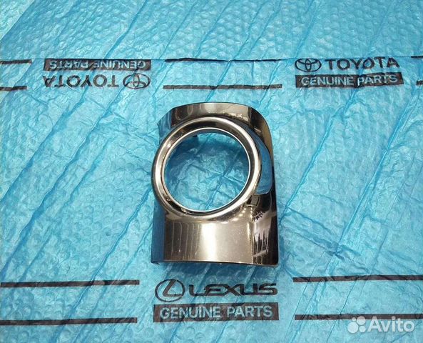 Накладка птф Лексус LX570 левая оригинал 12-15