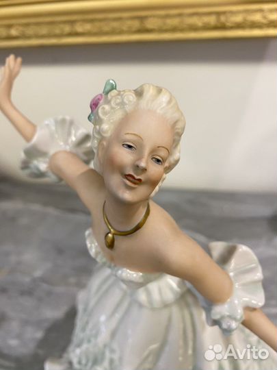 Статуэтка балерина фарфор