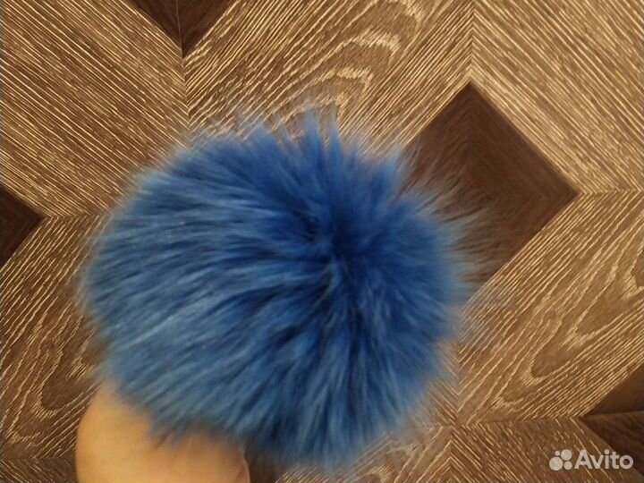 Меховые помпоны