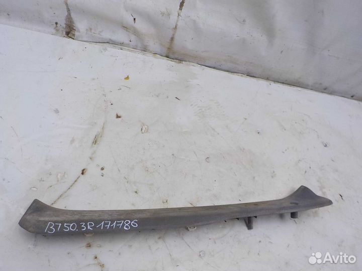 Накладка на порог внутренняя задняя правая Mazda B