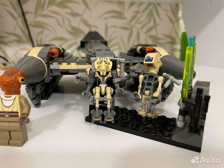 Lego Star Wars 8095 General Grievous Starfighter