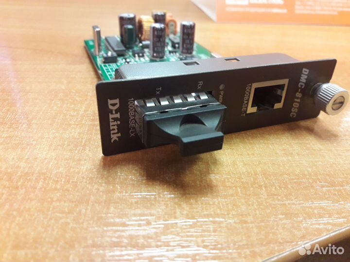 Медиаконвертер D-Link DMC-810SC