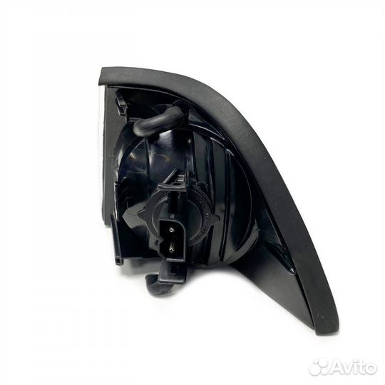 Передний правый поворотник BMW 3 (E46)