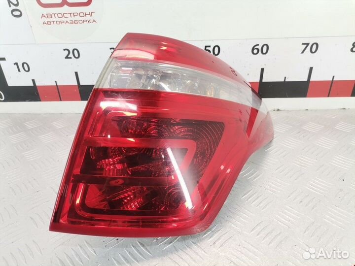 Фонарь задний для Peugeot-Citroen C4 Picasso 1