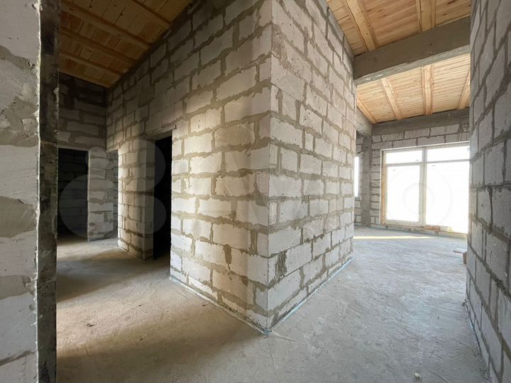 Коттедж 182,3 м² на участке 9 сот.