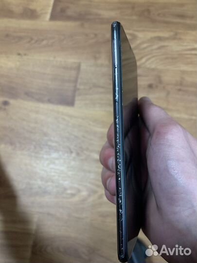 Телефон Xiaomi mi9