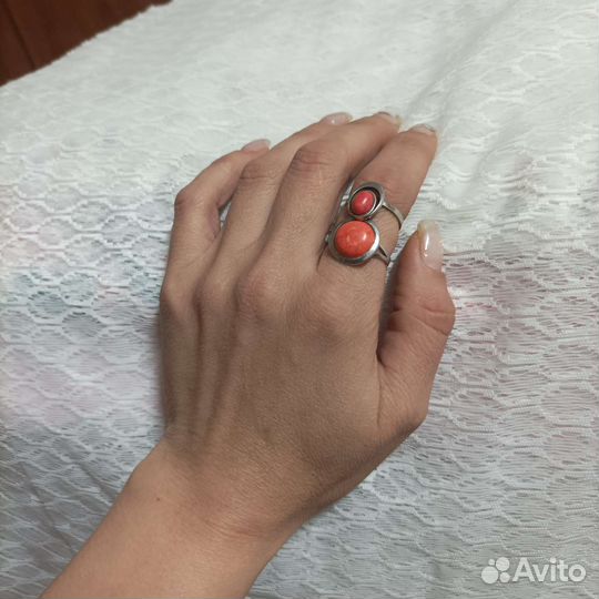 Коралл СССР серьги,бусы,кольца