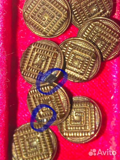Пуговицы стеклянные СССР винтаж с золотым покрытие