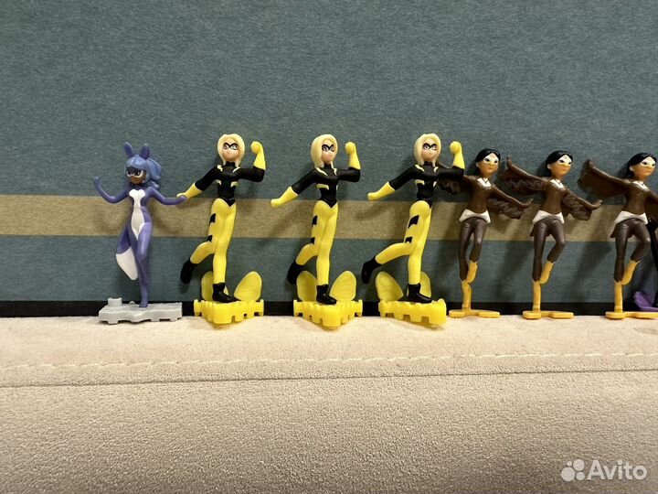 Игрушки из киндера леди баг