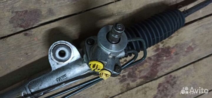 Оригинальная рулевая рейка TRW (49001 BN013) от Ni