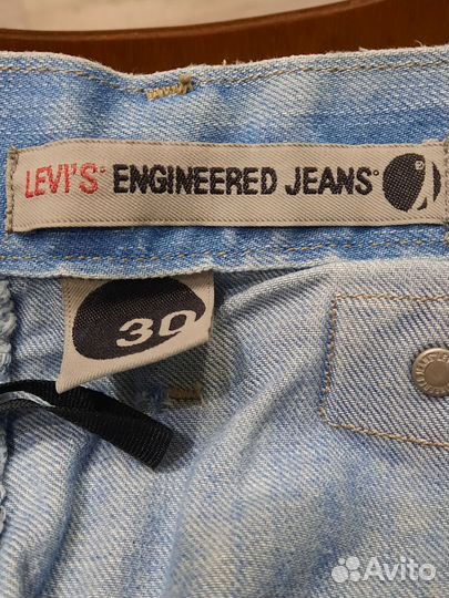 Джинсы levis