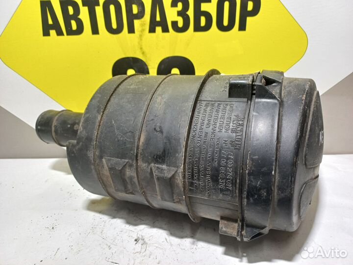 Корпус воздушного фильтра Renault Megane 1